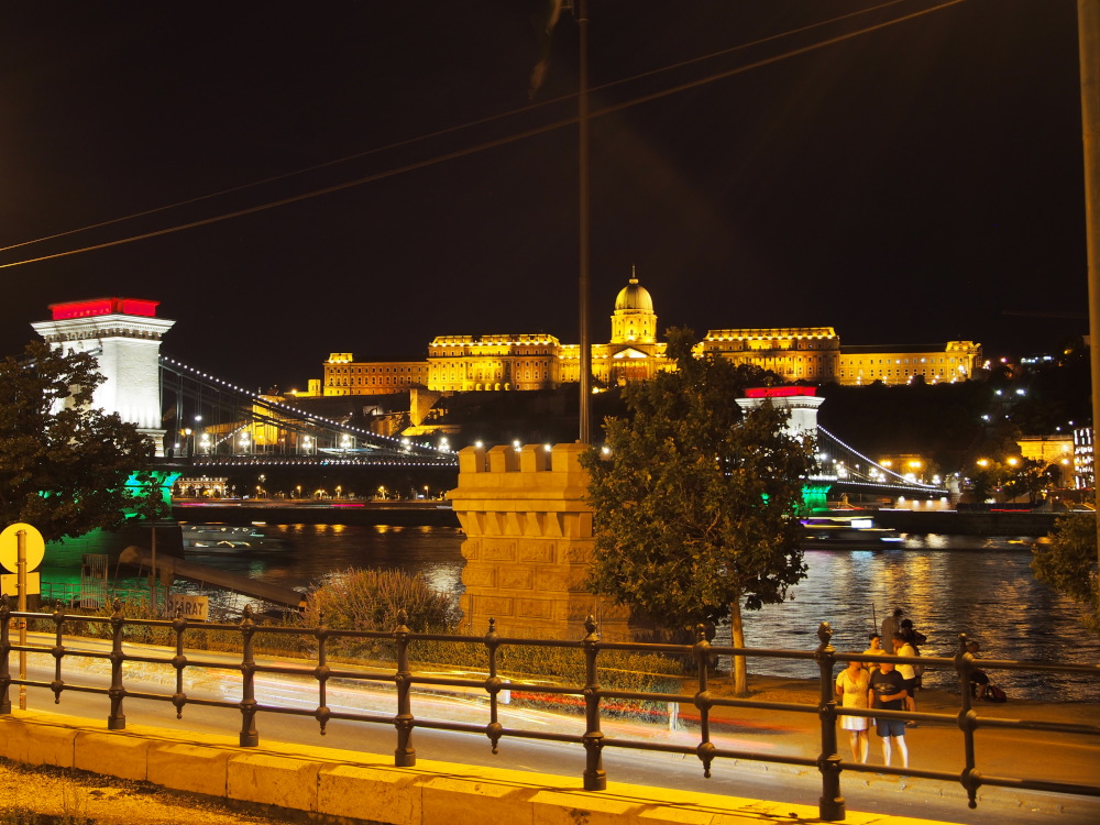 ejszakai kerekpartura budapest sziveben 03