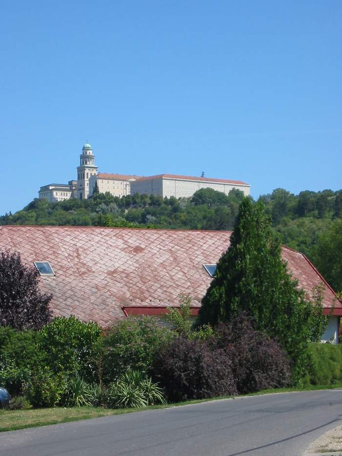 Pannonhalma1